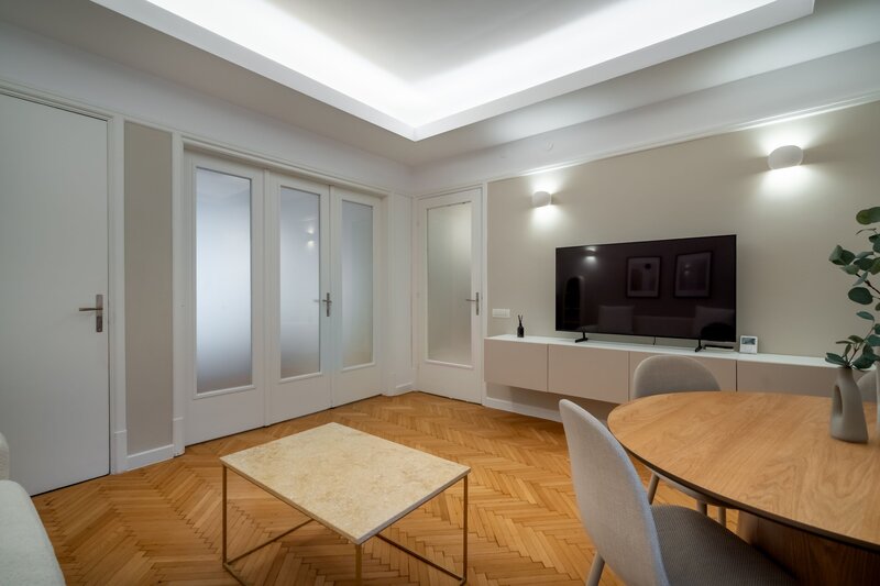 Str. Paleologu, Armeneasca comision 0%, apartament cu 2 camere, birou